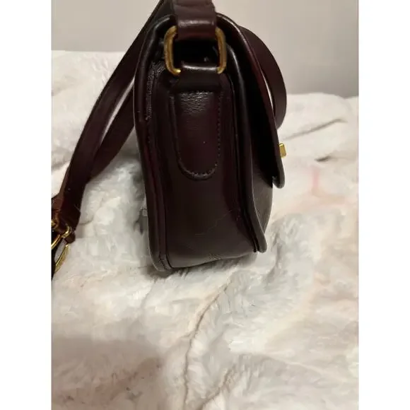 Beautifully Restored Coach Watson Crossbody – Mahogany - Picture 7 of 9